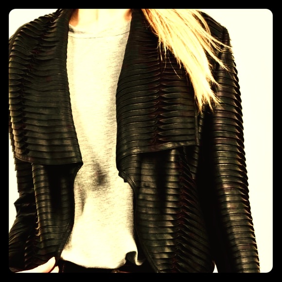NWT “C Luxe” SPRING $$ Sz Med. asymm Moto jacket!